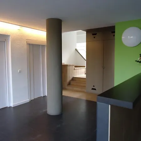 Apartment Apartamento Garden Family Fenals
